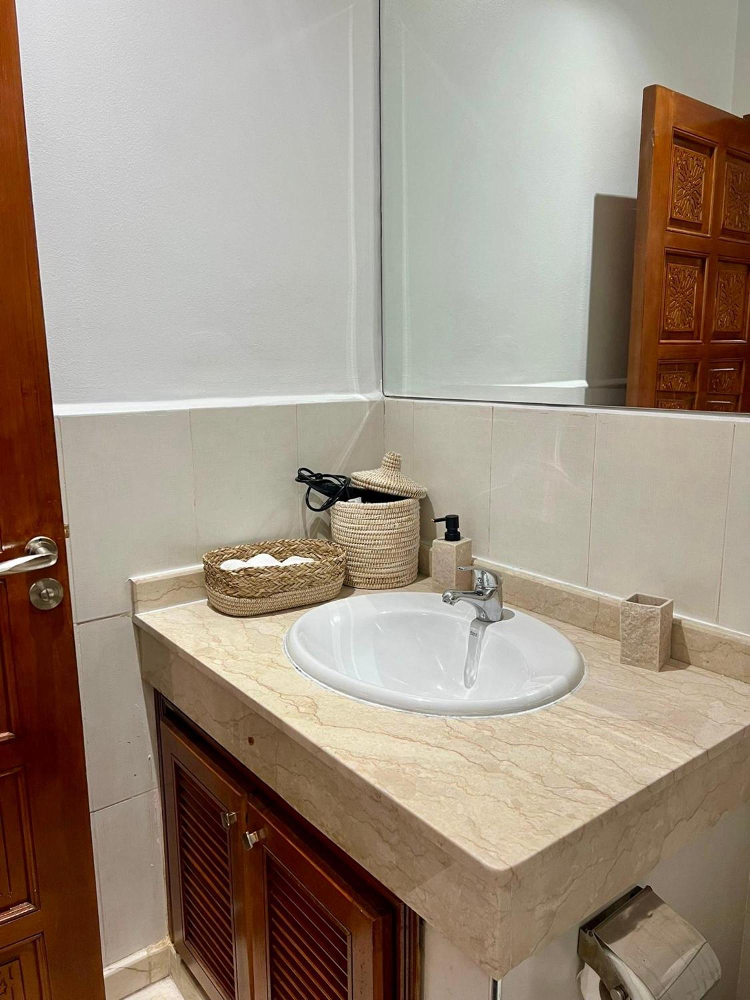 Cosy Appartement Au Coeur De Gueliz Марракеш Экстерьер фото